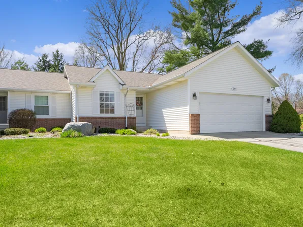 245 Timber Creek Cir NW, Comstock Park, MI 49321