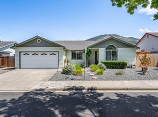 1783 Brookhurst Way, Grants Pass, OR 97527