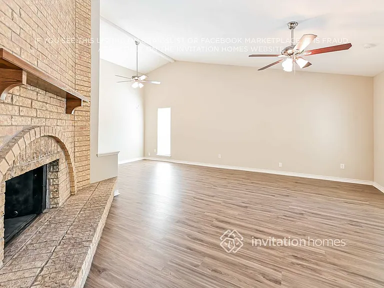 22710 Melham Ln — Photo 2