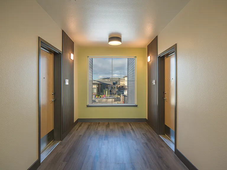 Ascent at Hover Crossing — Photo 13