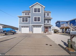 10 W Hudson Dr, Little Egg Harbor, NJ 08087