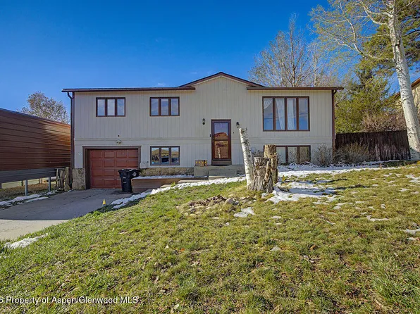 2014 E 9th St, Craig, CO 81625