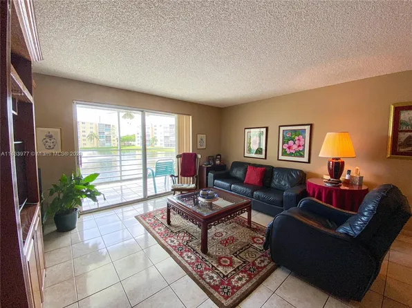 401 SE 3rd St APT 201, Dania Beach, FL 33004