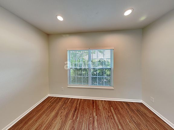 5th image of 473 Kestrel Dr