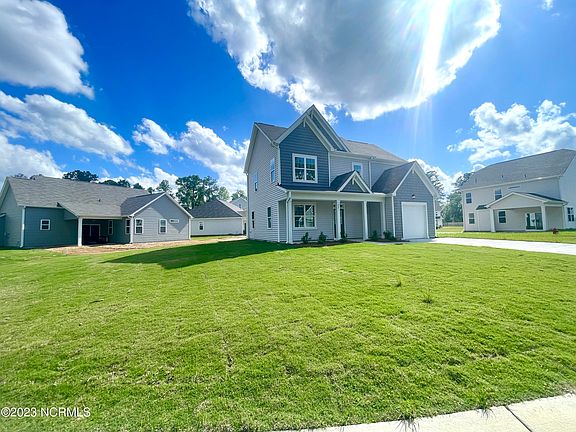2nd image of 8871 NE Colbert Place Drive