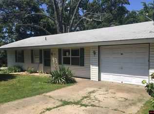 720 Summerhill Dr, Gassville, AR 72635