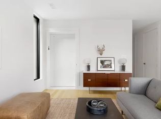 141 Green St #4, Brooklyn, NY 11222