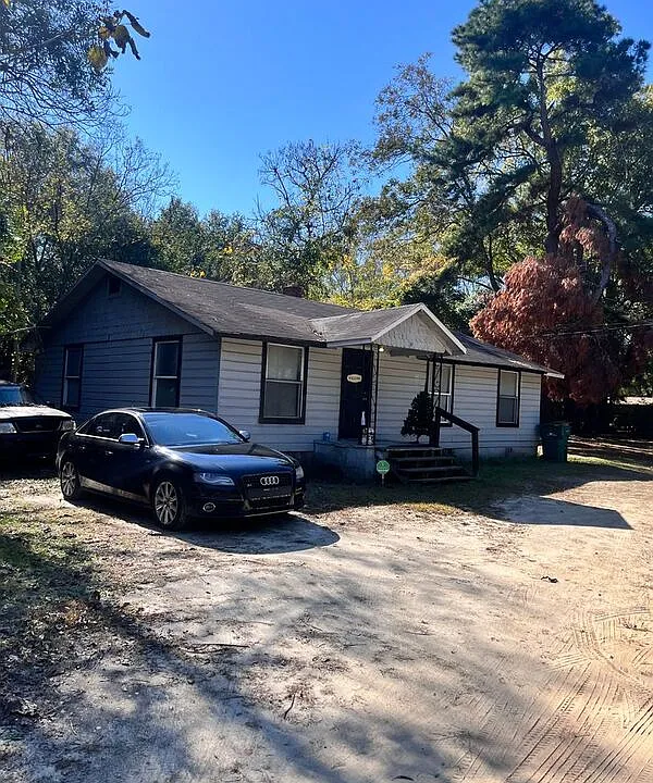 1214B Manning Rd