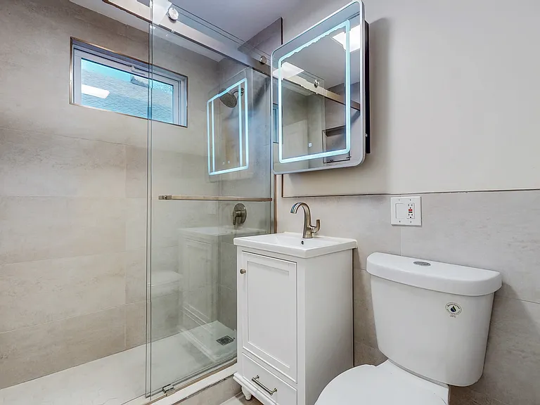 7 Smith St #2 — Photo 13