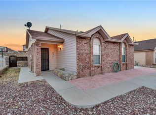 2321 Tierra Serena Rd, El Paso, TX 79938