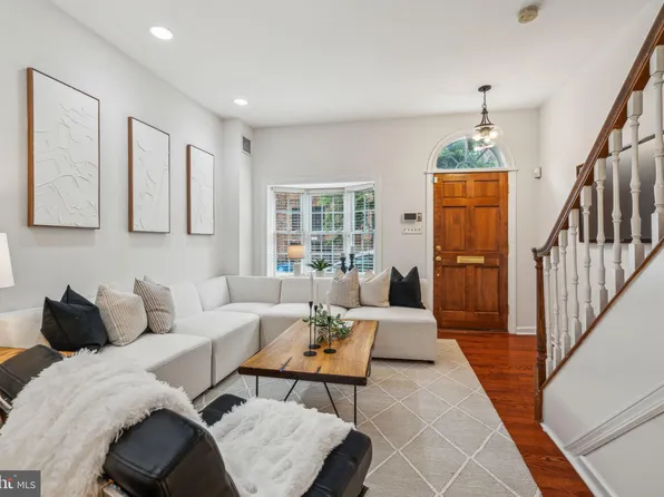 314 Monroe St, Philadelphia, PA 19147