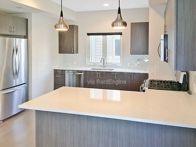 2725 W 25th Ave #8 — Photo 3