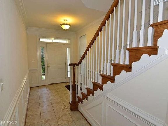 4th image of 21951 Windy Oaks Sq
