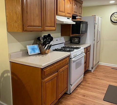 5th image of 7019 W 128th Pl