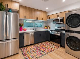 16010 Cantlay St #4, Van Nuys, CA 91406