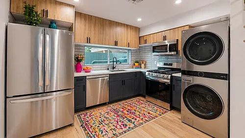 16010 Cantlay St Photo 1