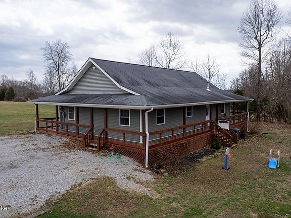 5th image of 1189 Little Clifty Rd