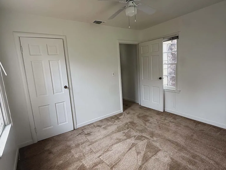 2585 Sierra Blvd — Photo 17