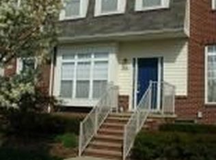 148 Center Blvd #1, Wixom, MI 48393