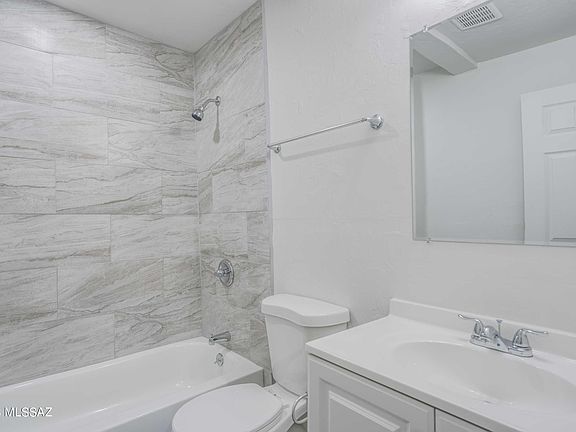 5th image of 1652 W Pueblo Vista Blvd