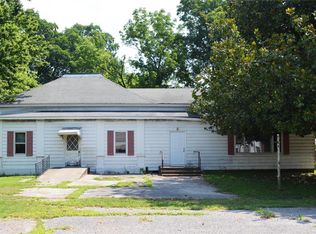 111 S Railroad St, Oran, MO 63771