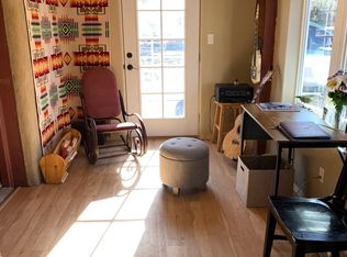 2725 Joe Sanchez Rd SW, Albuquerque, NM 87105