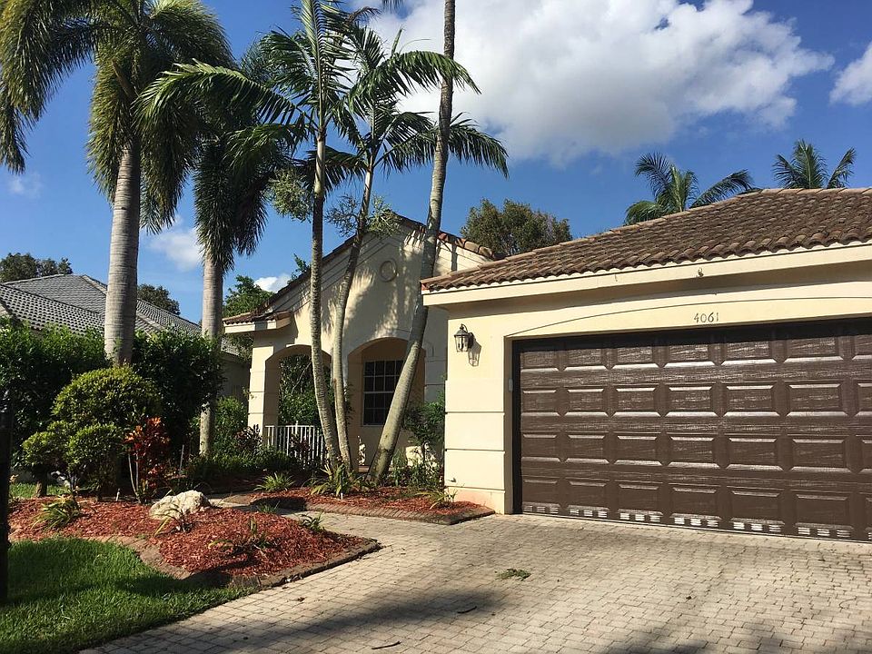 1st image of 4061 Holly Ct