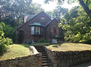 132 Westchester Rd, Jamaica Plain, MA 02130