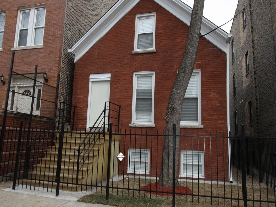 1st image of 2708 W Evergreen Ave #1