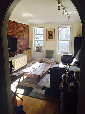 Rented by Owner | media 22