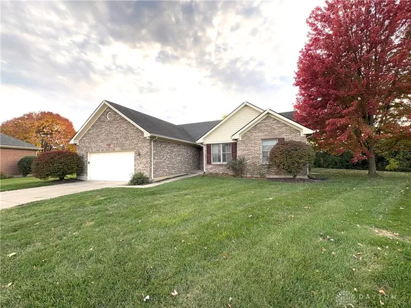 1515 Ash Ridge Ct, Vandalia, OH 45377