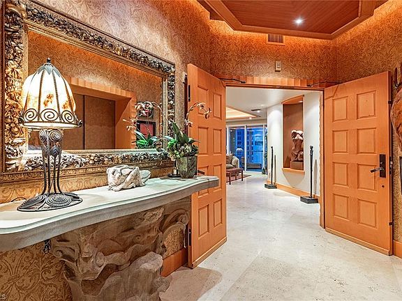 3rd image of 4201 Gulf Shore BLVD N #1901