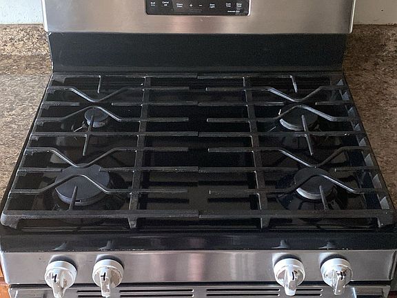 4th image of 5847 S Michigan Ave APT 1