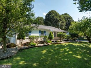 120 Creekside Dr, State College, PA 16801