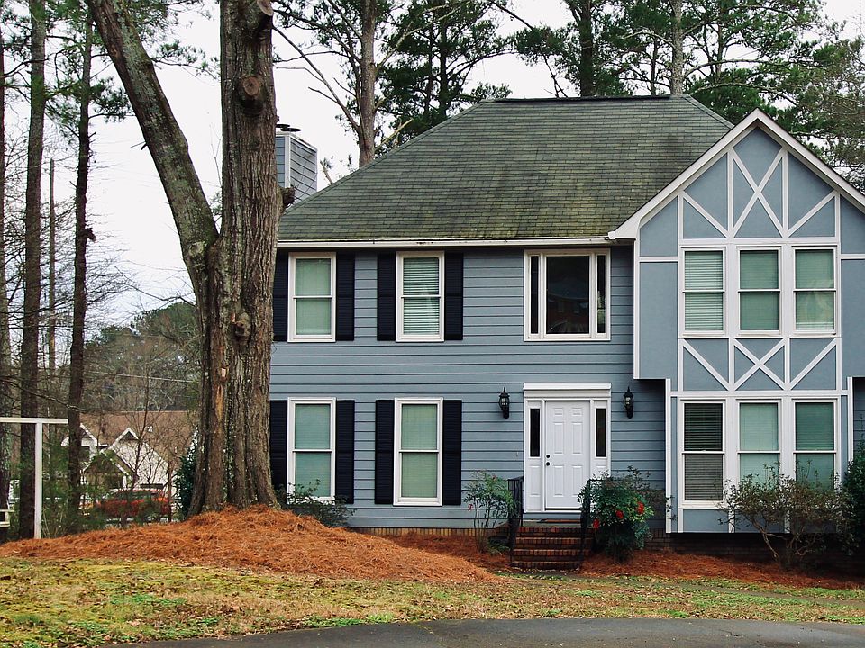 1st image of 1933 Falcon Wood Dr NE