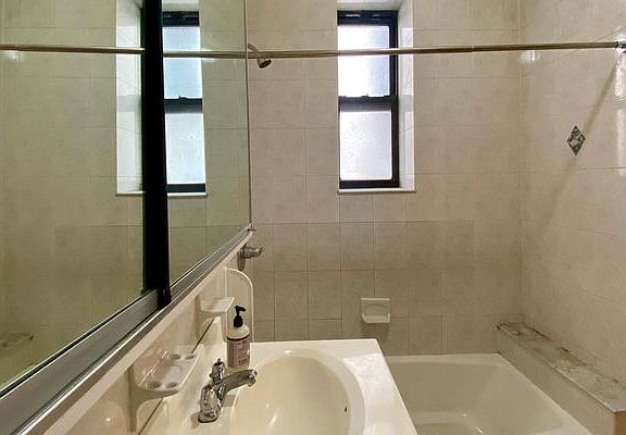 4th image of 244 W 109th St #1CD