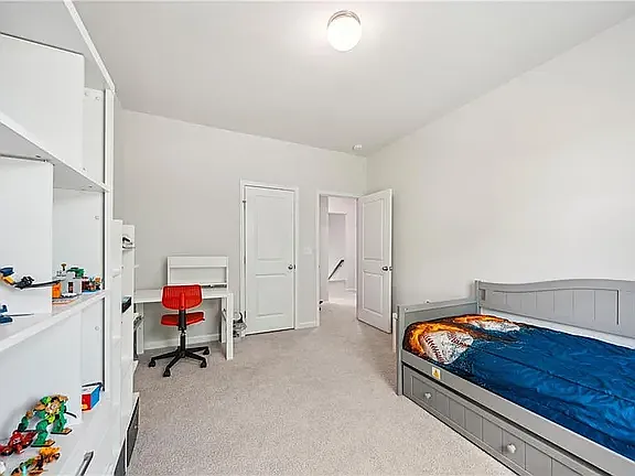 7455 Easton Valley Ln — Photo 2