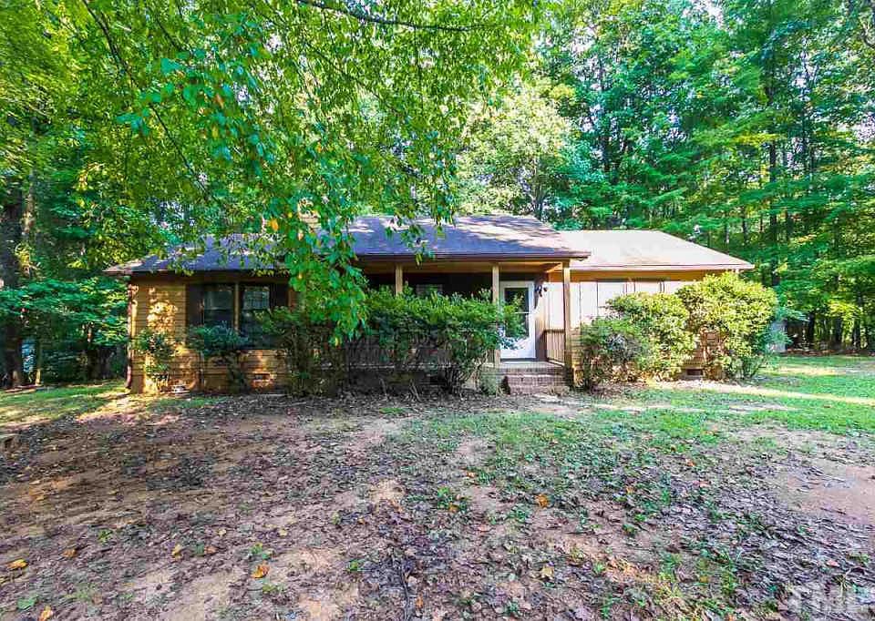 1st image of 420 Delvin Ln