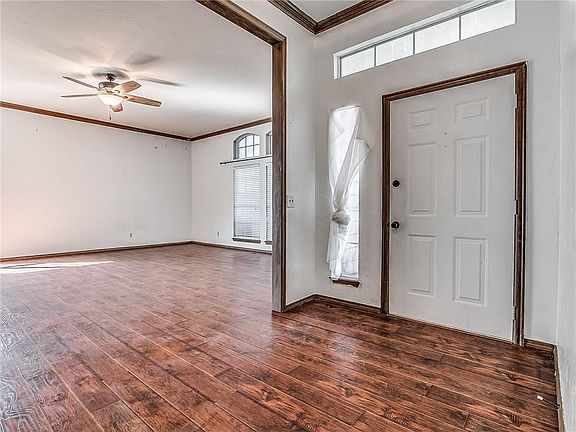 3rd image of 16912 Cedarwood Dr