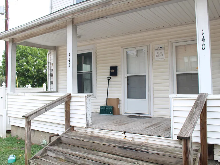142 N Lancaster St — Photo 1