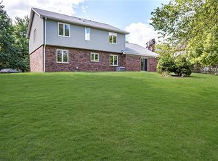 14474 Oakridge Rd, Carmel, IN 46032