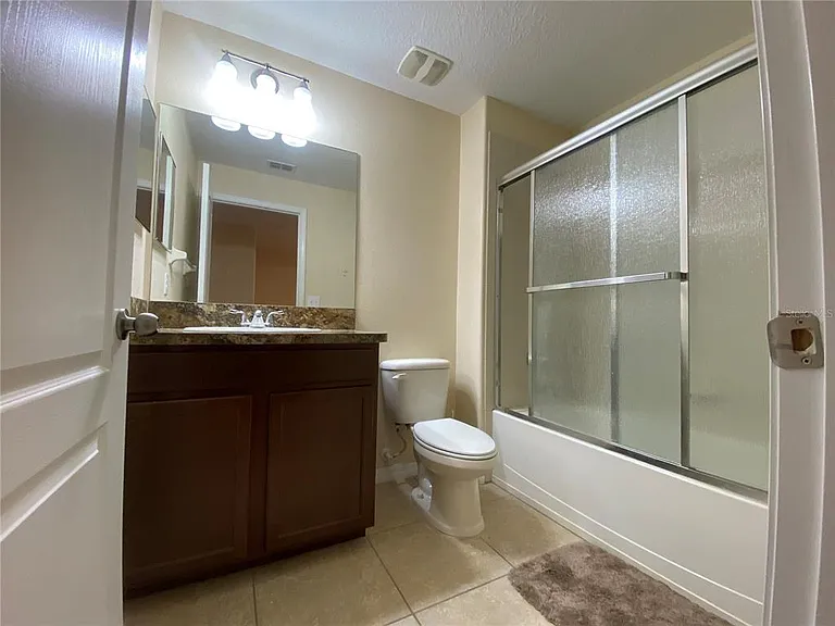 11903 Greengate Dr — Photo 20