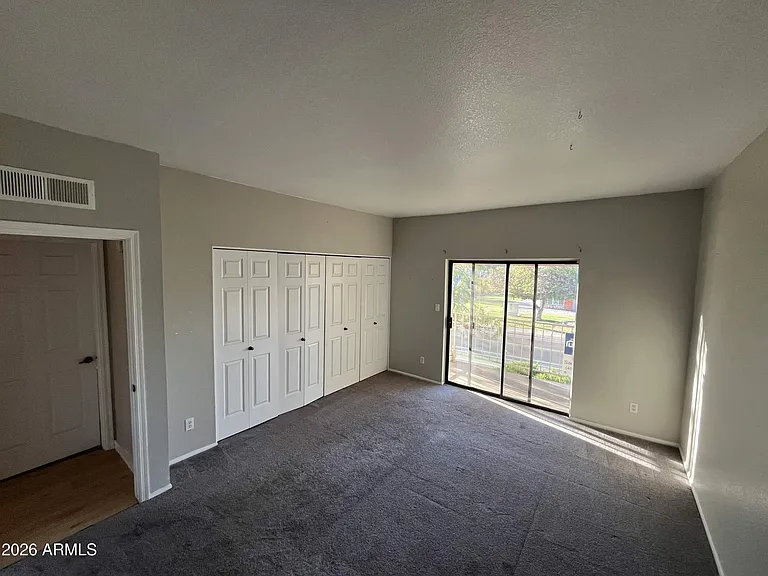 1017 E Maryland Ave #236 — Photo 8