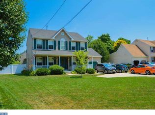 748 N Main St, Williamstown, NJ 08094