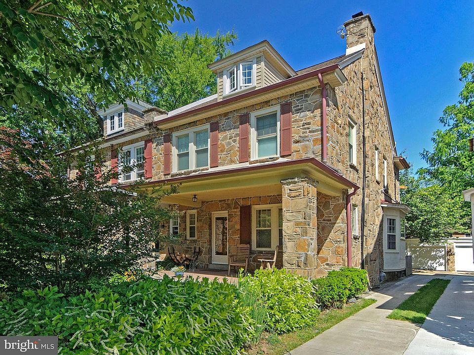 1st image of 1324 Woodlawn Ave