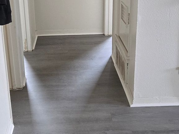 5th image of 414 E Avenue A #203