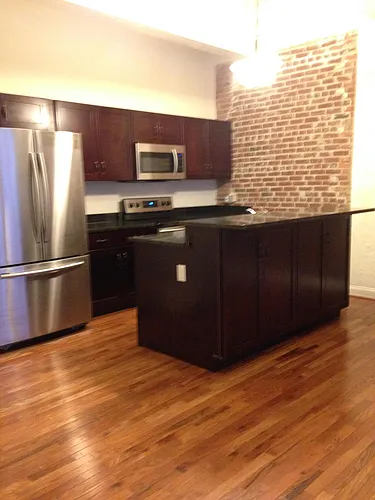 311 W Baltimore St Photo 1