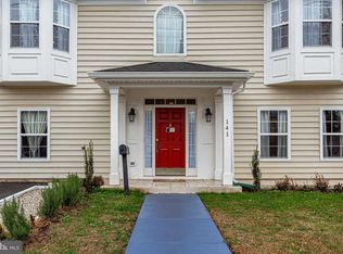 141 Manassas Dr, Manassas Park, VA