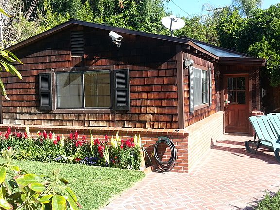 600 sq. ft. guest house