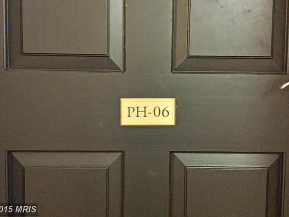2nd image of 801 Pennsylvania Ave NW Lobby 6